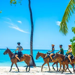 https://ocean-blue-bavaro-apartments.comcaribbean.com