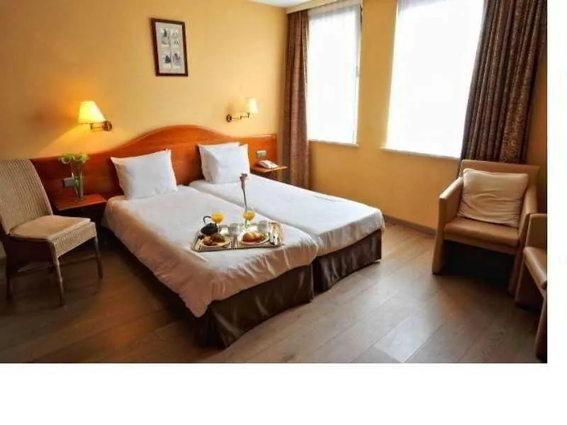 Flanders Hotel Bruges 4*,  Belgium